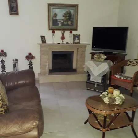 Maria's Forest House Villa