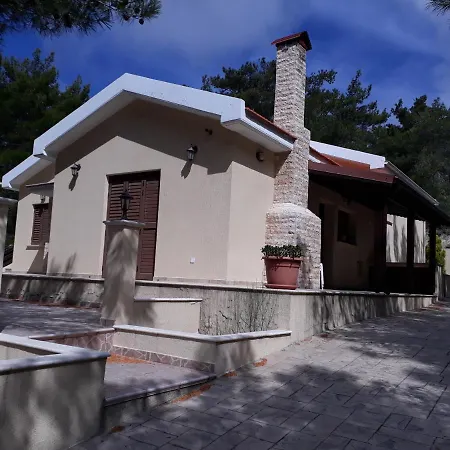 Villa Maria's Forest House *